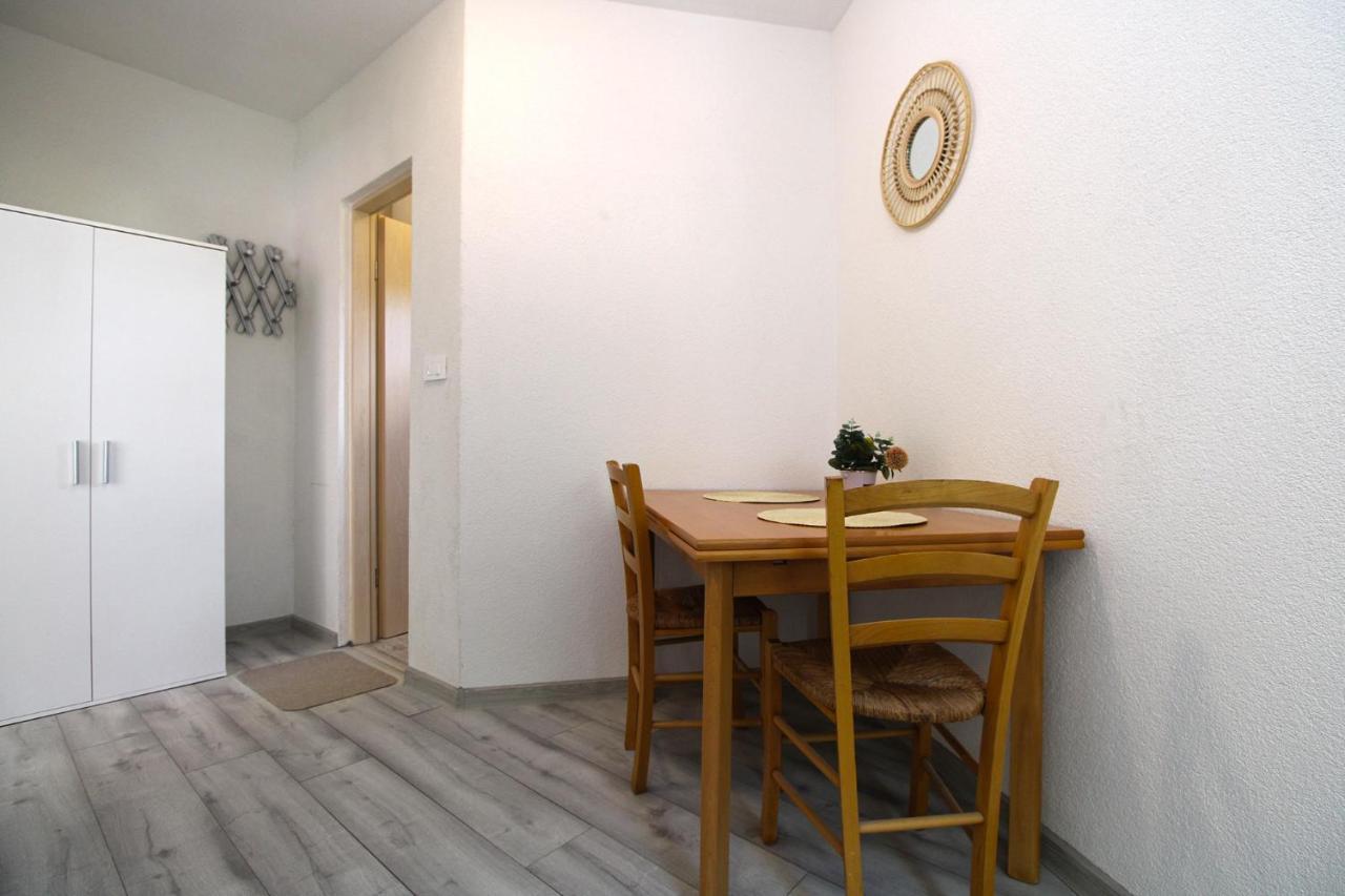 Apartment Josip 1649 Fažana Kültér fotó